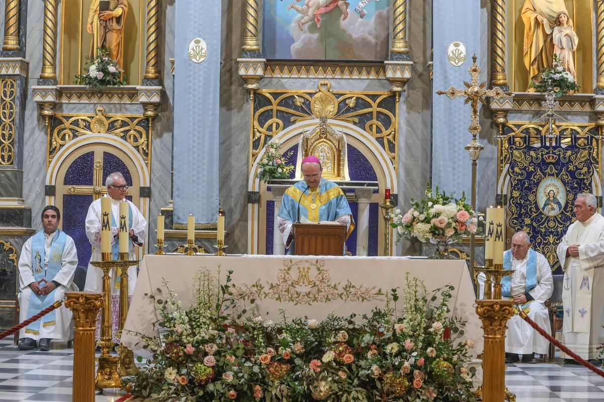 Misa y procesión de la festividad de la Purísima 2023 en Torrevieja