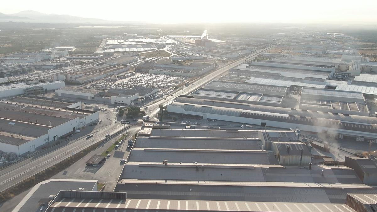 Imagen aérea de zona industrial de Onda.