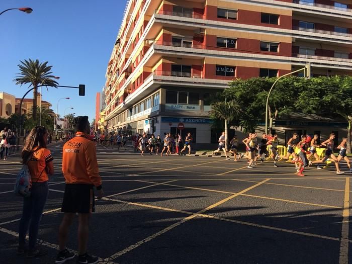 La salida de la HPS San Silvestre desde León y Cas