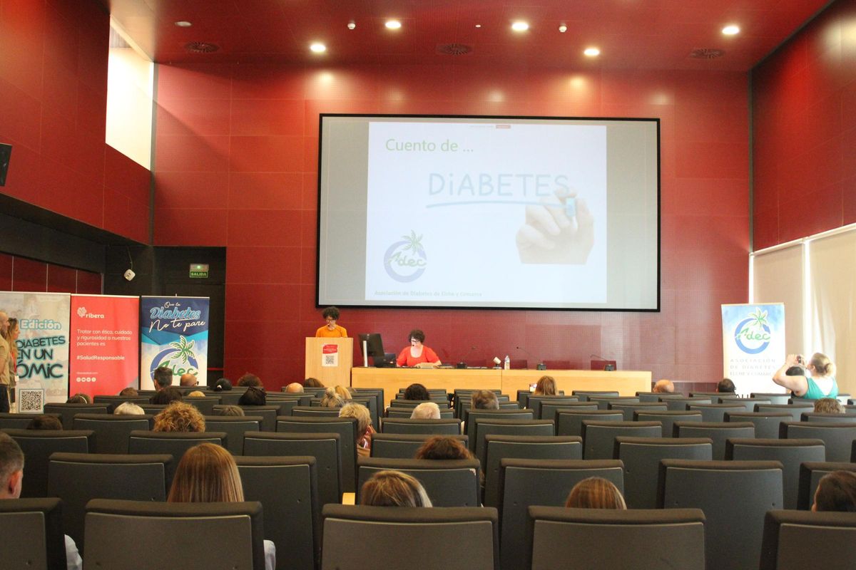 Un momento del Consejo de Pacientes dedicado a la diabetes en el Hospital del Vinalopó en Elche