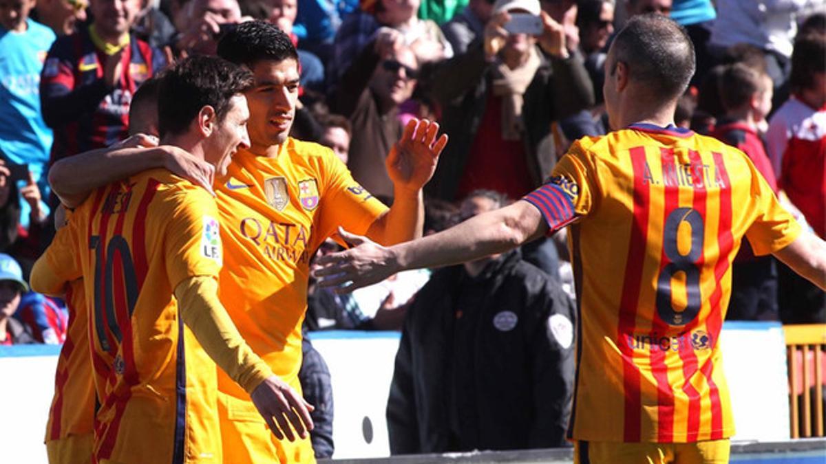 Messi y Suárez liderarán al Barça en Ipurúa
