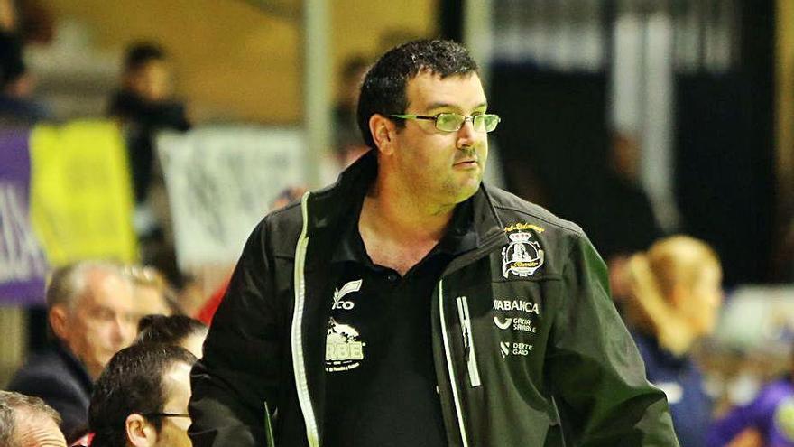 Isma Martínez, entrenador del equipo porriñés.