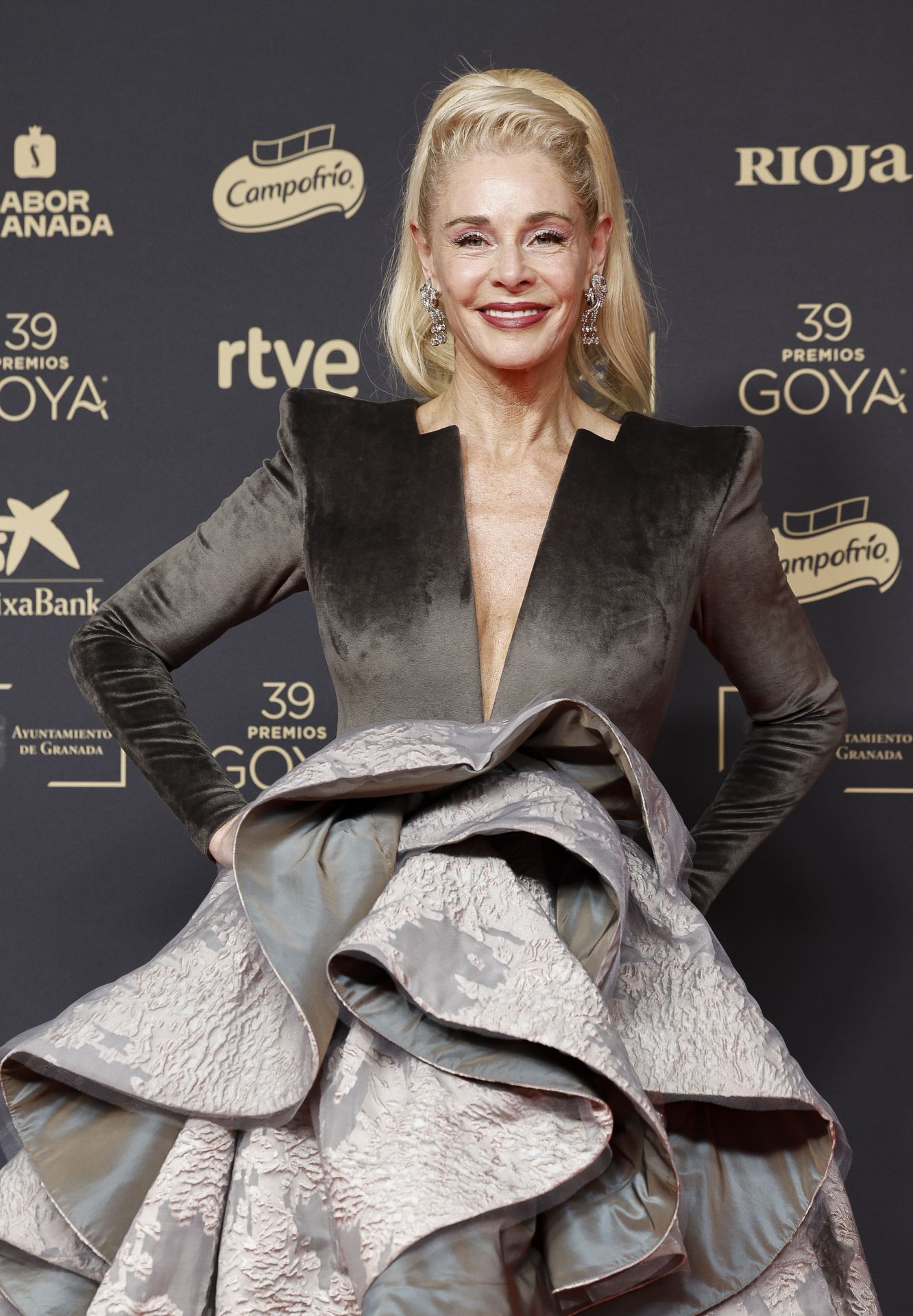 PREMIOS GOYA 2025 | El impresionante look de Belén Rueda para los ...