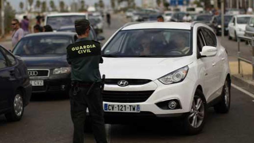 El contrabando &quot;legitima&quot; los controles en Gibraltar