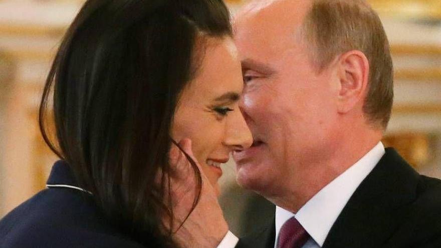 Putin despide al mermado equipo olímpico ruso antes de ir a Brasil