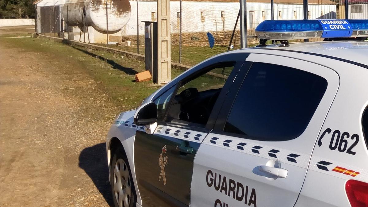 Vigilancia en naves ganaderas de la zona
