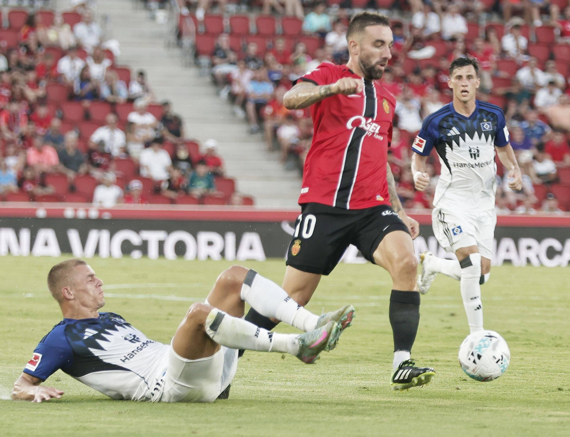 FOTOS | El Mallorca gana el Trofeu Ciutat de Palma al derrotar al Hamburgo