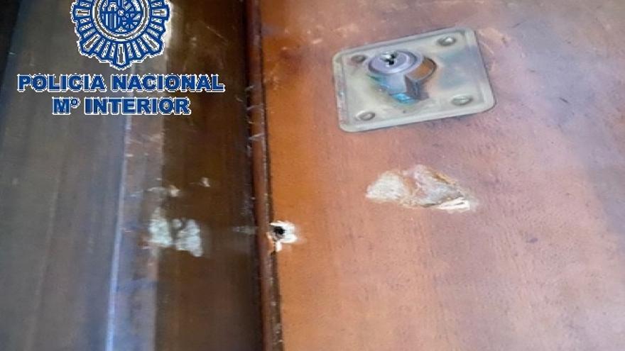 Detenido en Fuengirola por dejar encerrado en su casa a un vecino y decirle insultos homófobos