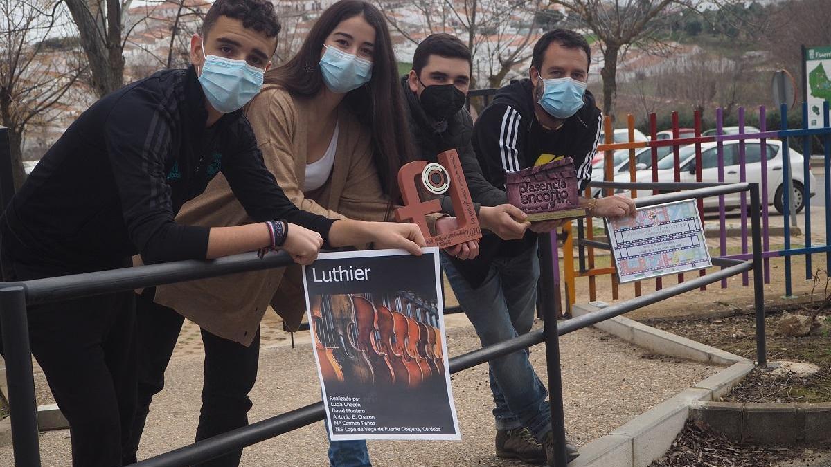 El corto &#039;Luthier&#039;, de cuatro estudiantes de Fuente Obejuna, premiado en Los Ángeles