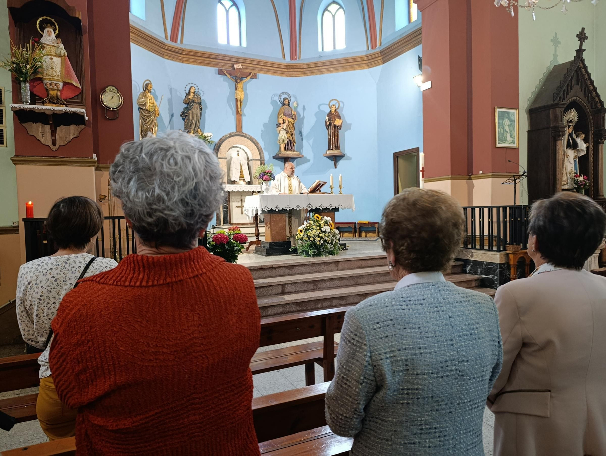 La lluvia impide la procesión del Corpus de Feleches