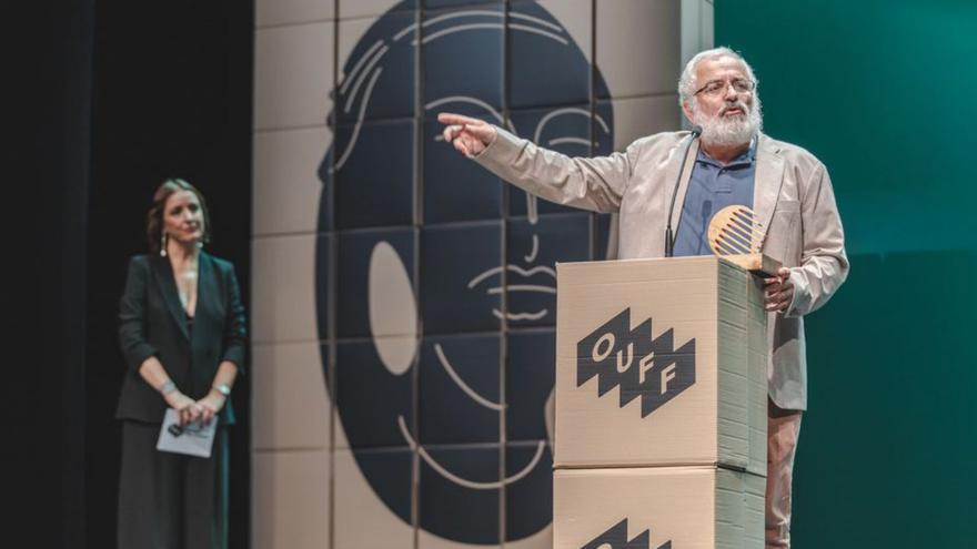 Caeiro, durante su discurso tras recoger el premio. |  FdV