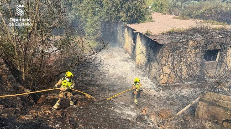¿Por qué la inversión térmica complica la extinción del incendio de la Vall d'Uixó?
