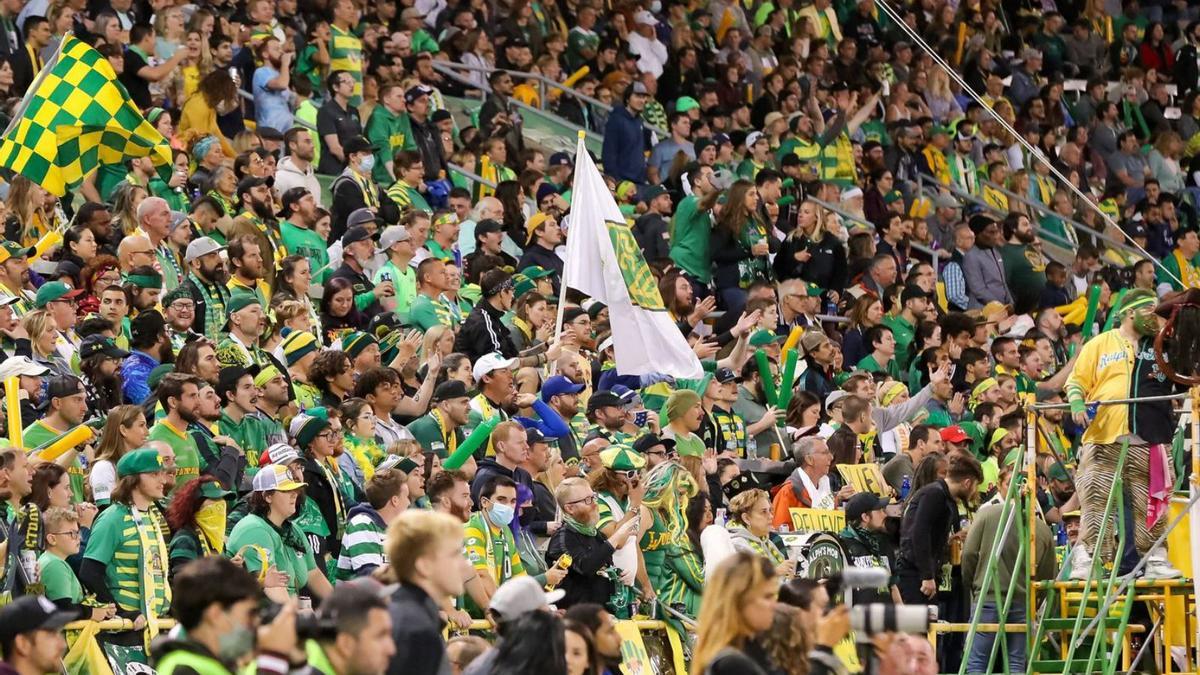 Aficionados de los Tampa Bay Rowdies durante un duelo de la pasada liga. |  // USL CHAMPIONSHIP