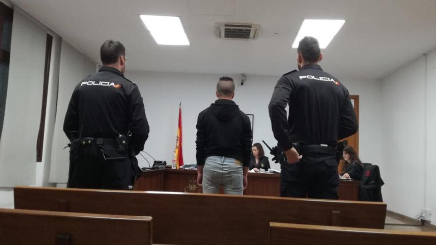 Piden tres años de cárcel por entrar a robar en un hotel del Port d&#039;Alcúdia