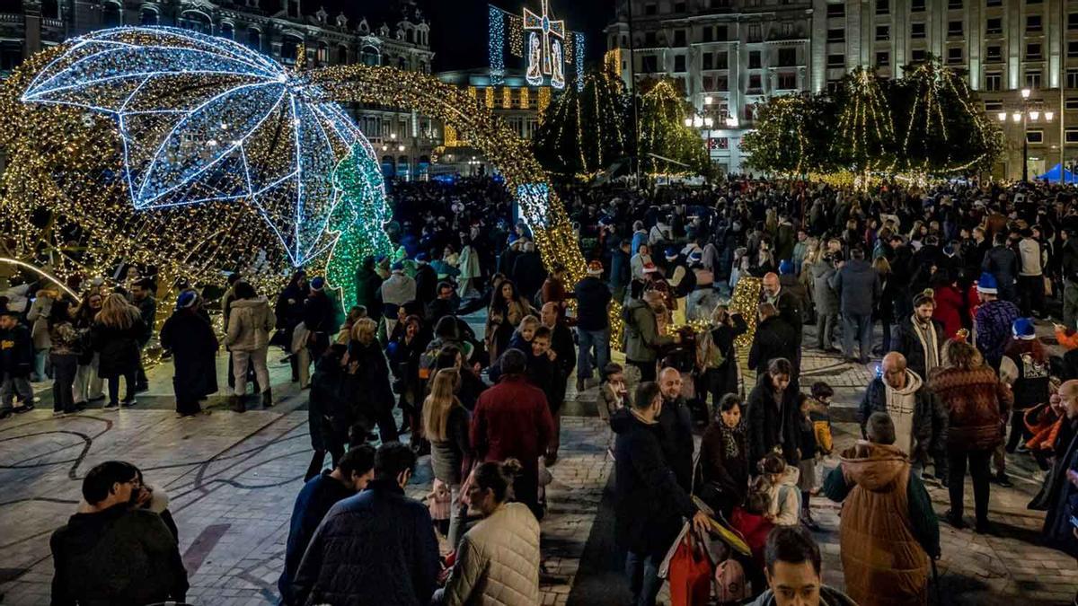 "El mejor mercado de Navidad de toda Asturias y seguro que de muchas ciudades" abre sus puertas para los amantes de la artesanía y los dulces