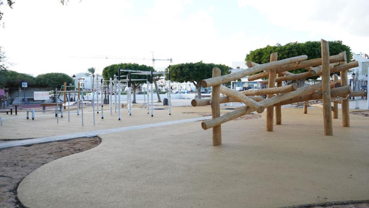 Parque infantil de la Iglesia de Jesús.