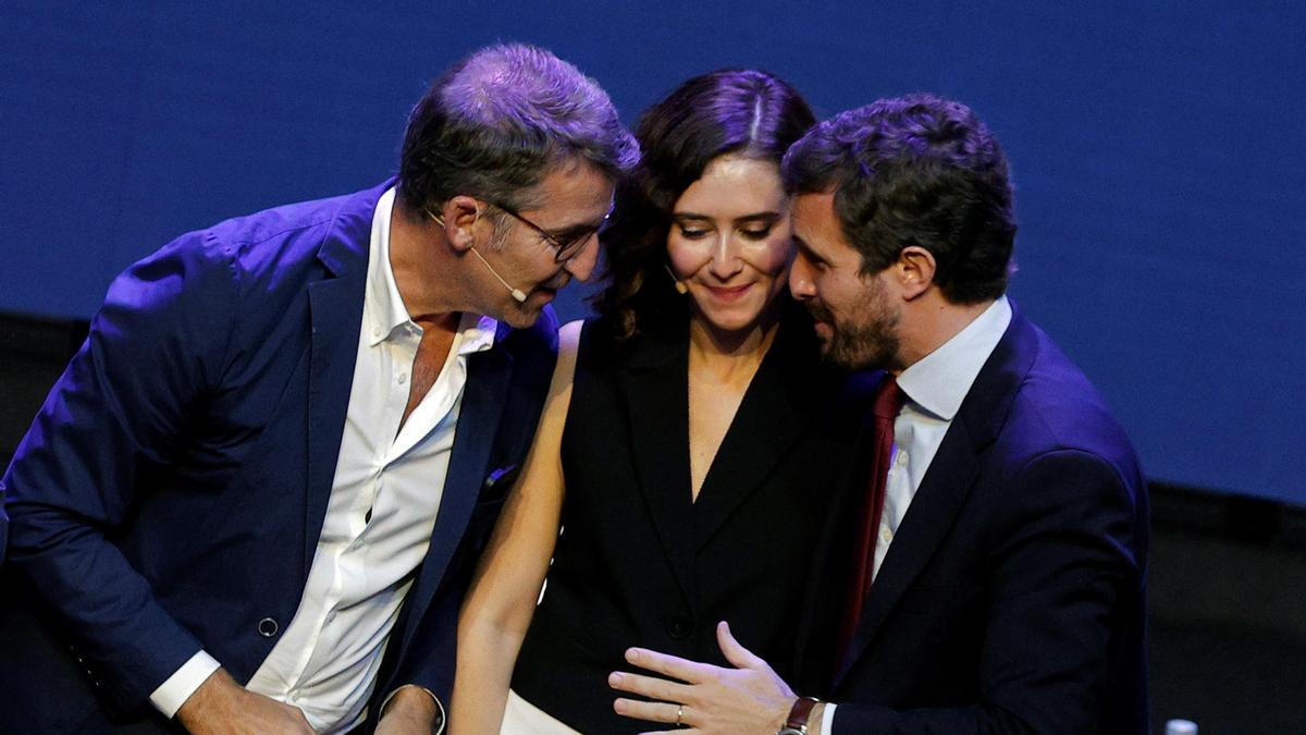 Alberto Núñez Feijóo, Isabel Díaz Ayuso y Pablo Casado.