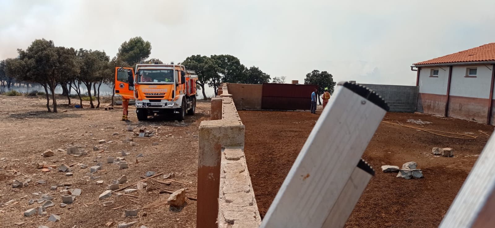 El incendio de Bejís, en imágenes