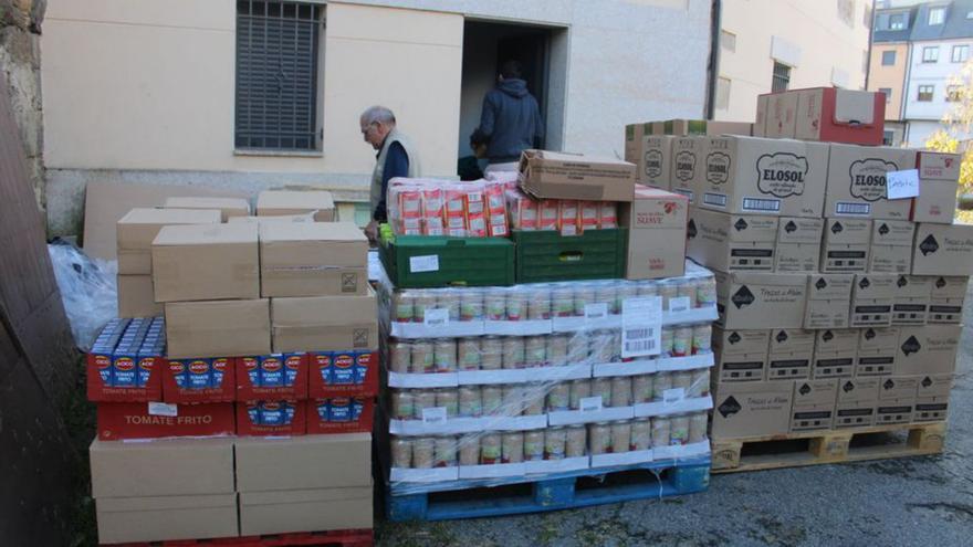 Cáritas recibe más de 4.000 kilos de alimentos para 40 familias de Sanabria