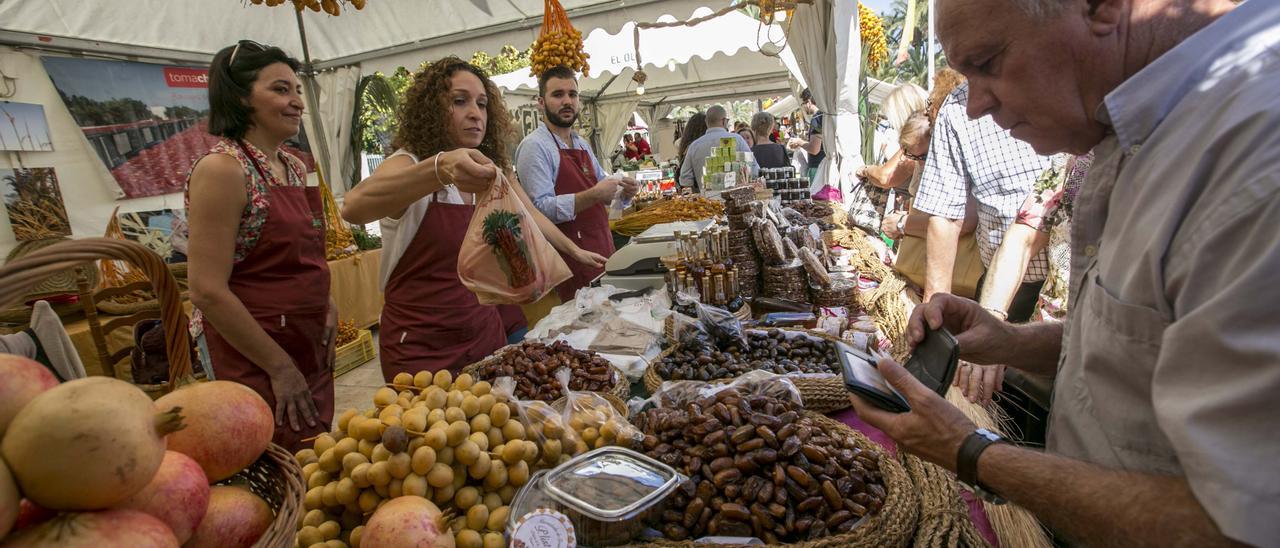 La UMH de Elche prepara un libro sobre la tradición culinaria del dátil.