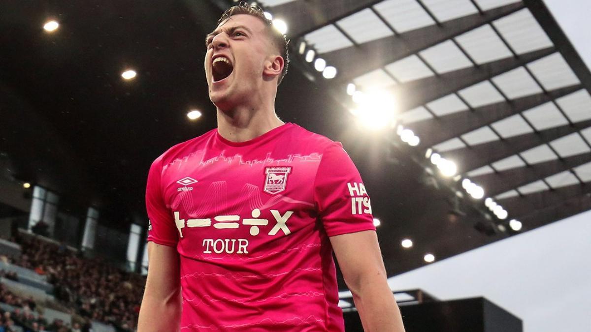 Liam Delap es una de las perlas que se salvarán de la quema del descenso a Championship