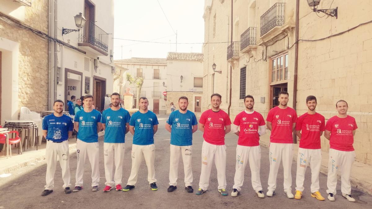 Vall de Laguar havia de guanyar per a mantindre el liderat a la difícil plaça Major de Sella, ja que els locals comptaven amb aspiracions d'assaltar la tercera plaça. Però els de la Marina Alta s'imposaren amb claredat per 4-10.