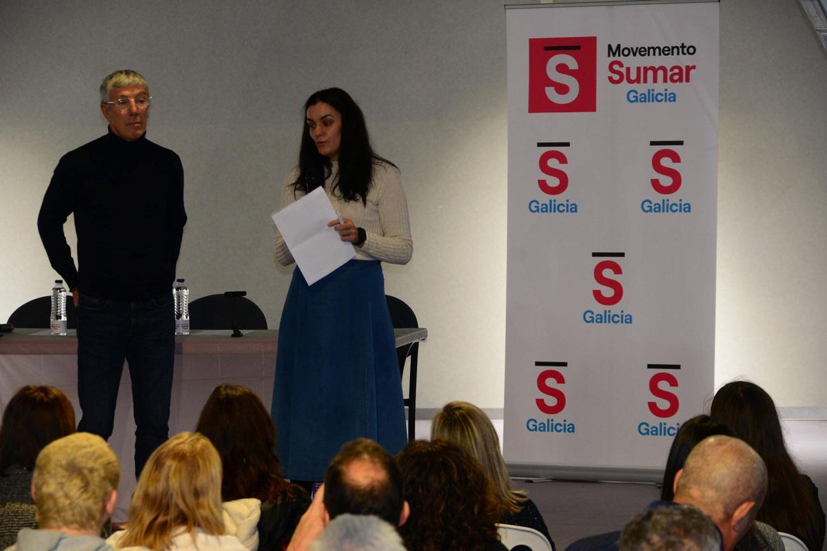 Euloxio Santos Leites y Sara de Matos presentaron la jornada, ayer en el Auditorio de Cangas.