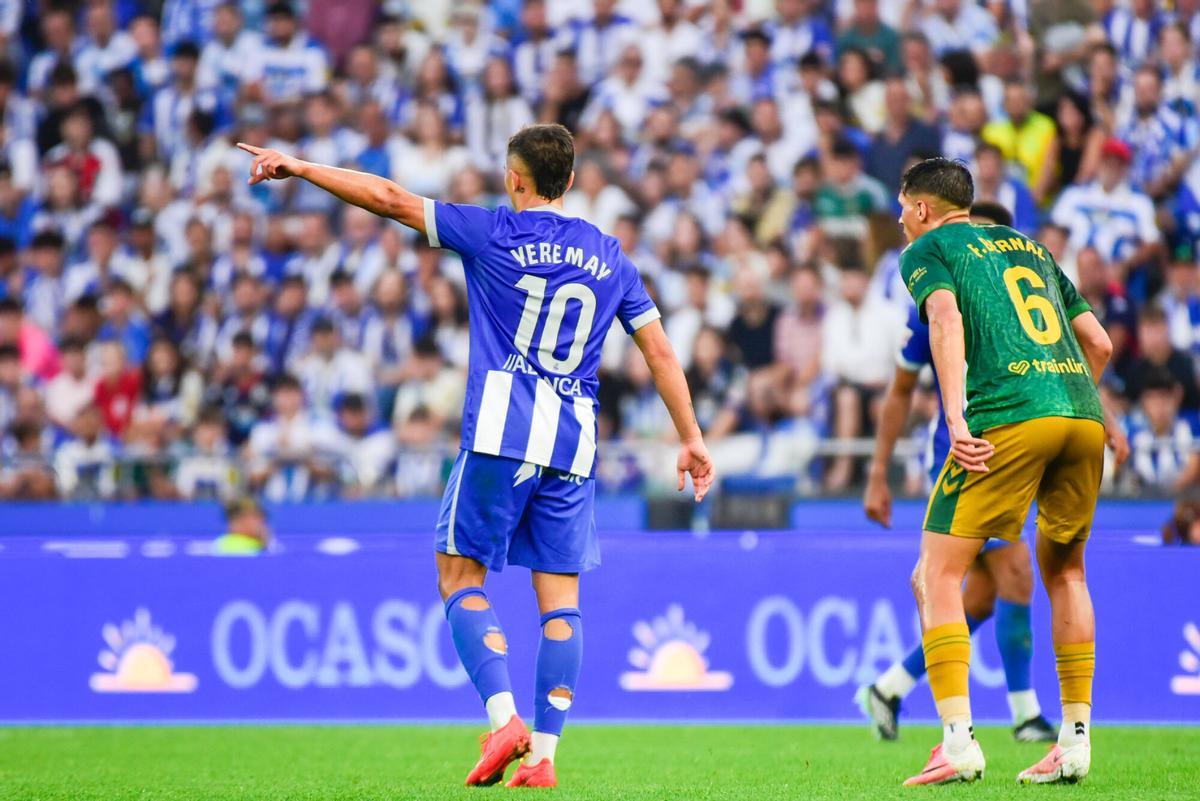 El gol de Villares en los últimos minutos hizo justicia ante un equipo de la parte noble de la tabla. El gol de Villares en los últimos minutos hizo justicia ante un equipo de la parte noble de la tabla.