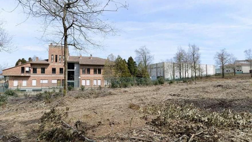 La planta se ubicará en una parcela comprada a la Fundación Semana Verde. // Bernabé/Javier Lalín