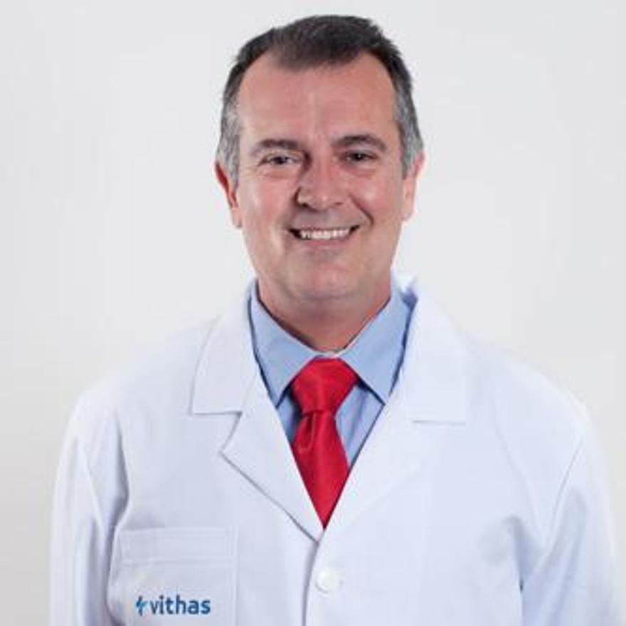 Doctor Javier Cortés, cardiólogo del Hospital Vithas Medimar de Alicante