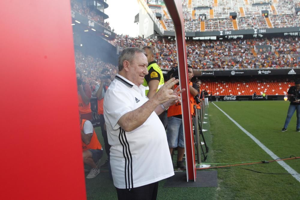 Todas las imágenes de la presentación del Valencia 2016/17