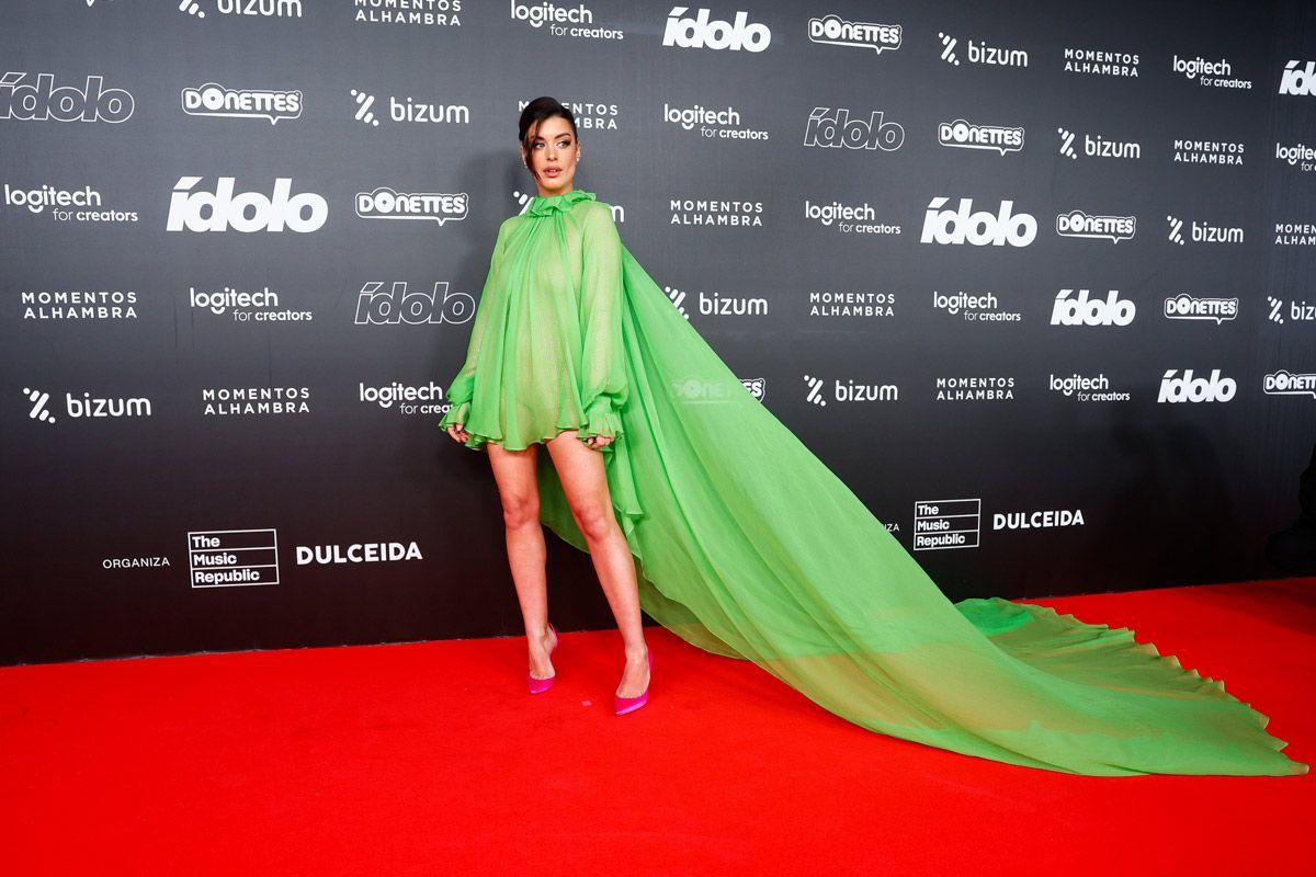La espectacular alfombra roja de los Premios Ídolo: Dulceida, de Zé García
