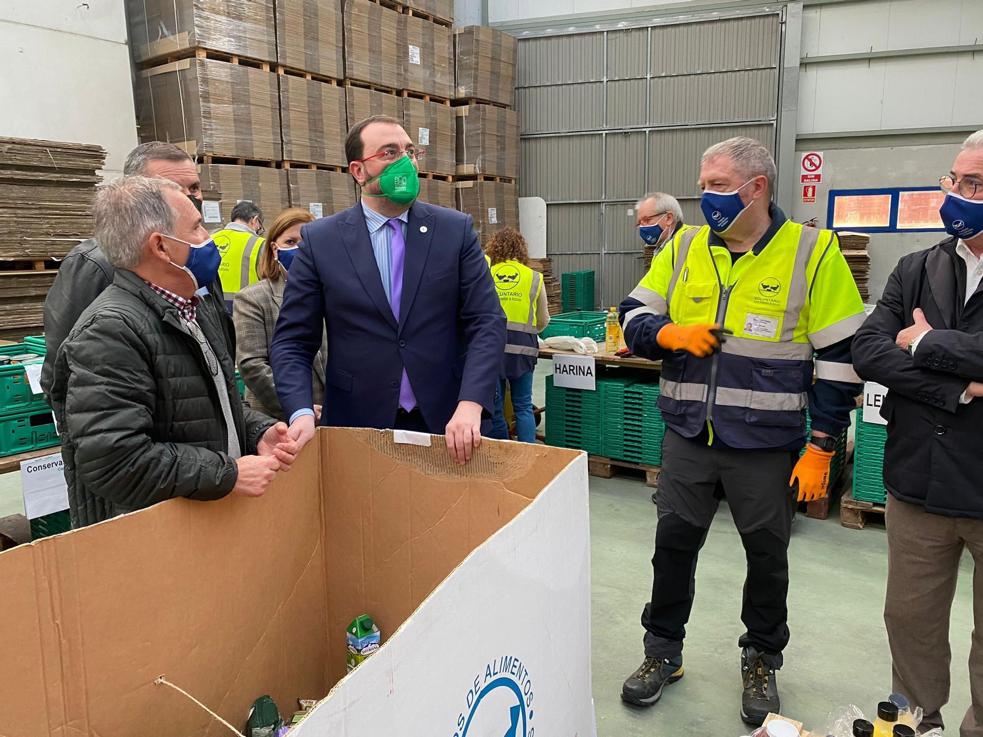 Visita del presidente del Principado al Banco de Alimentos de Asturias