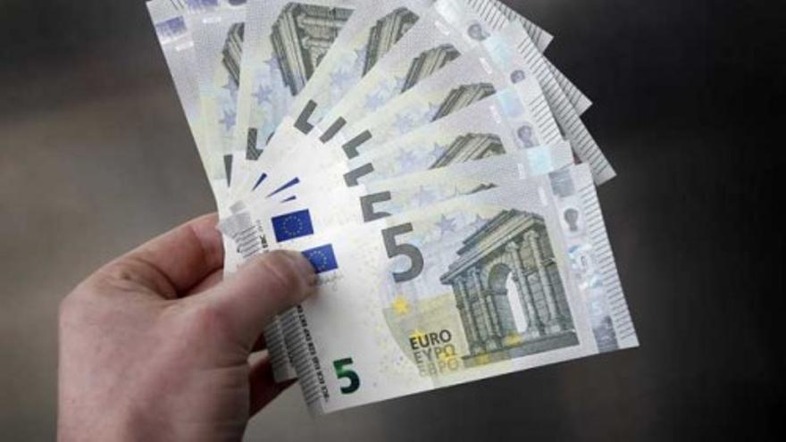 Así es el nuevo billete de cinco euros