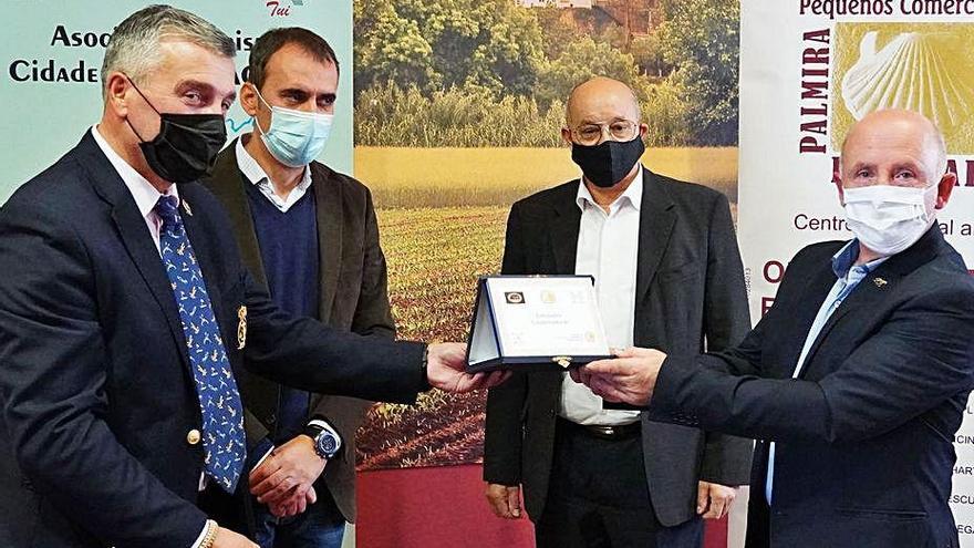 J. M. Fernández, Enrique Cabaleiro y Juan Carlos Blanco, ayer.