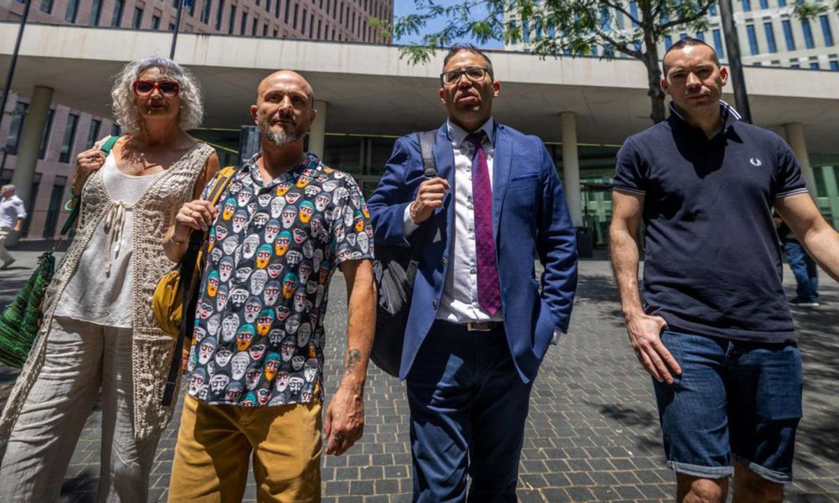 Declaren dos dels acusats de la criptoestafa vinculada al futbol Declaren dos dels acusats de la criptoestafa vinculada al futbol