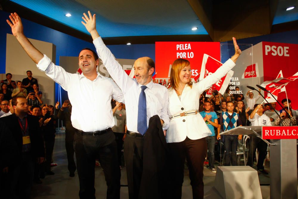 En 2011 junto a Leire Pajín y Jorge Alarte en la precampaña de las Elecciones Generales