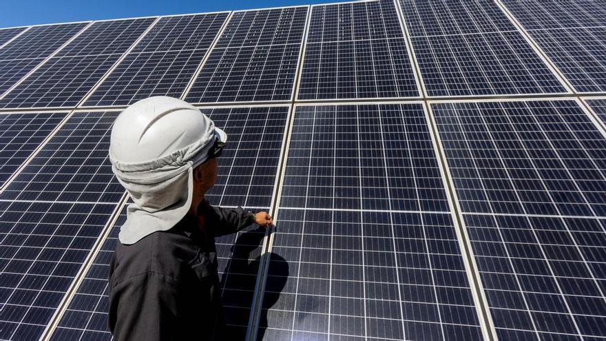 El Consell da vía libre a la cuarta planta solar de IM2 en la Vall d'Albaida, la segunda en Castelló de Rugat