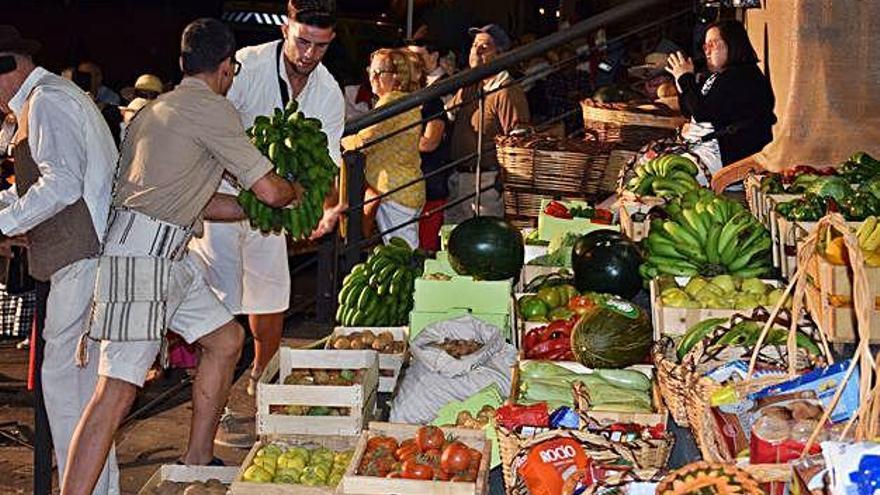 Los vecinos de Tejeda y Valsequillo se vuelcan con sus romerías ofrenda