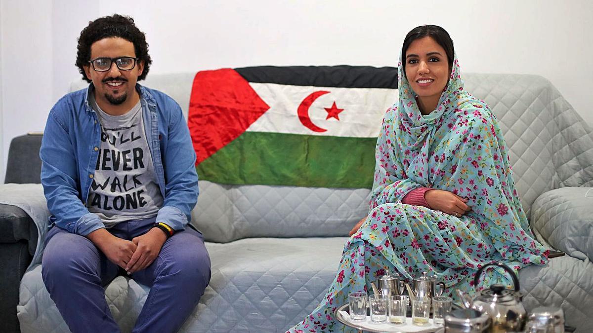 Ahmed y Jadu, dos ciudadanos valencianos que nacieron en campos de refugiados del Sáhara.  | F. CALABUIG