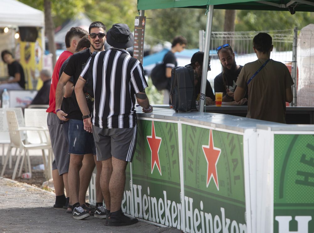 Segundo día de acampada en el festival Festardor del Port de Sagunt.