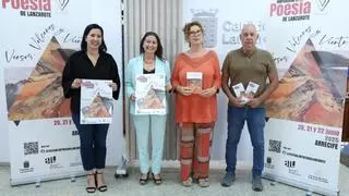 Lanzarote reúne a medio centenar de poetas en el II Festival Internacional de Poesía 'Versos, Volcanes y Viento'
