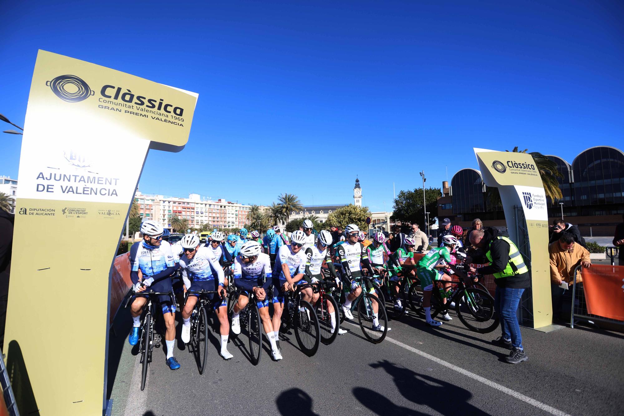 Salida de la Clàssica Ciclista Comunitat Valenciana 1969. Gran Premi València