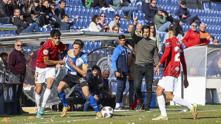 El Mallorca B iguala un 2-0 al Hércules en el descuento