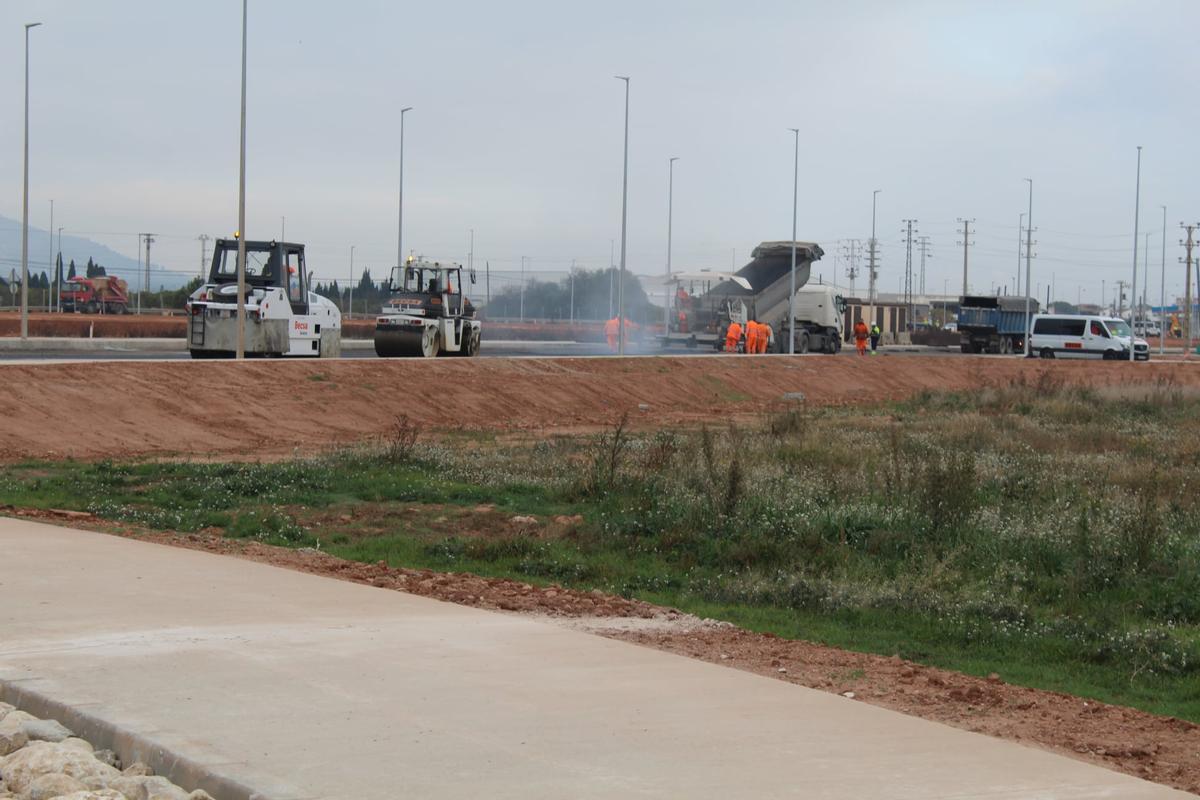 Foto de archivo de obras en un polígono industrial de Nules.
