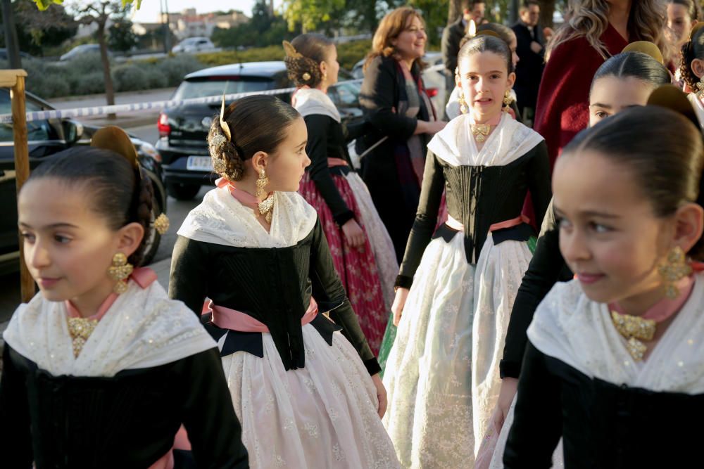 Estreno del jubón negro de la corte de la fallera mayor infantil 2019