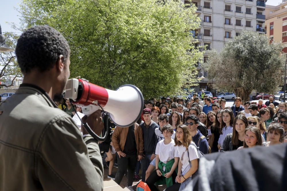 Un total de 6.000 alumnos de Balears hicieron huelga