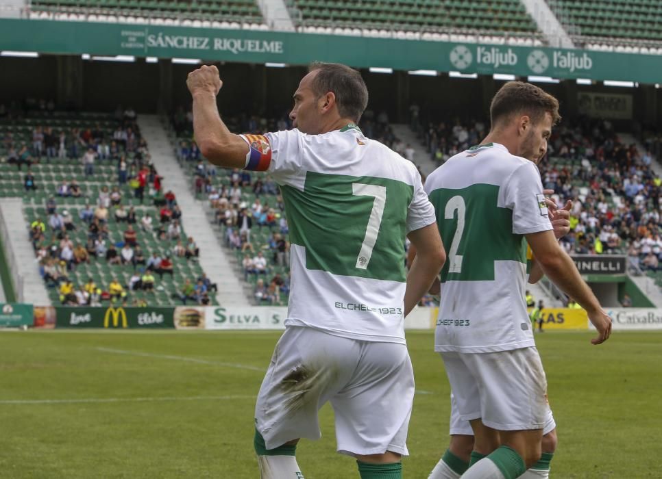 Un gol de Javi Flores en el minuto 85, tras un preciso pase de Edu Albacar, le da los tres puntos al equipo ilicitano frente al Ebro