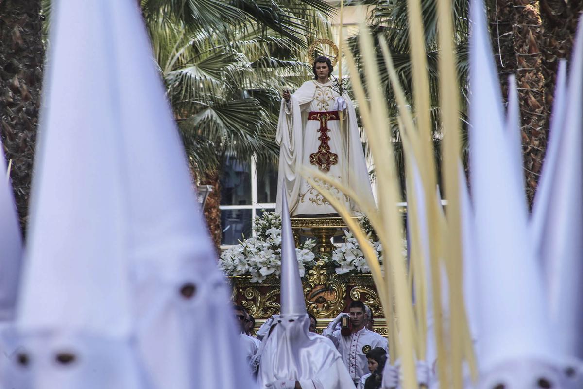 San Juan Evangelista en las calles de Torrevieja