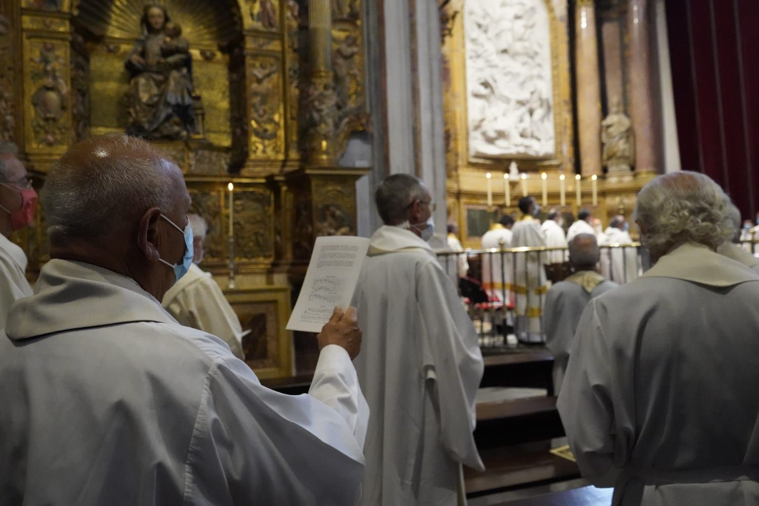 Ricardo Blázquez preside la misa crismal en la Catedral de Zamora